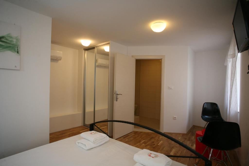 Rooms Beljan Trogir Exteriör bild